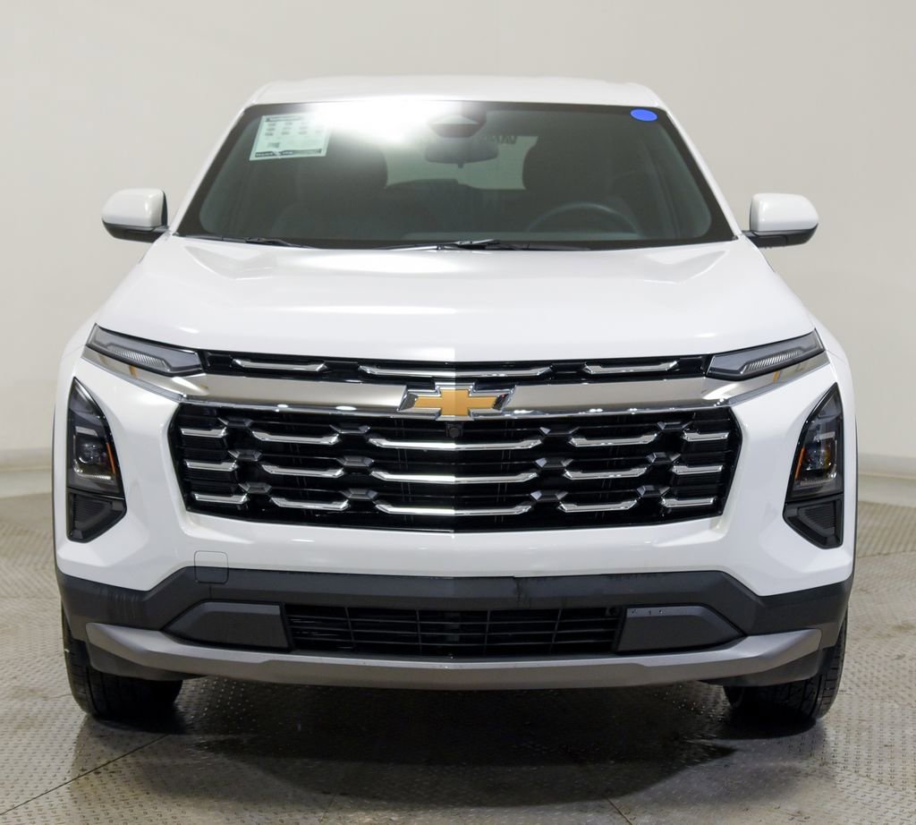 Used 2026 Chevrolet Equinox LT image 3