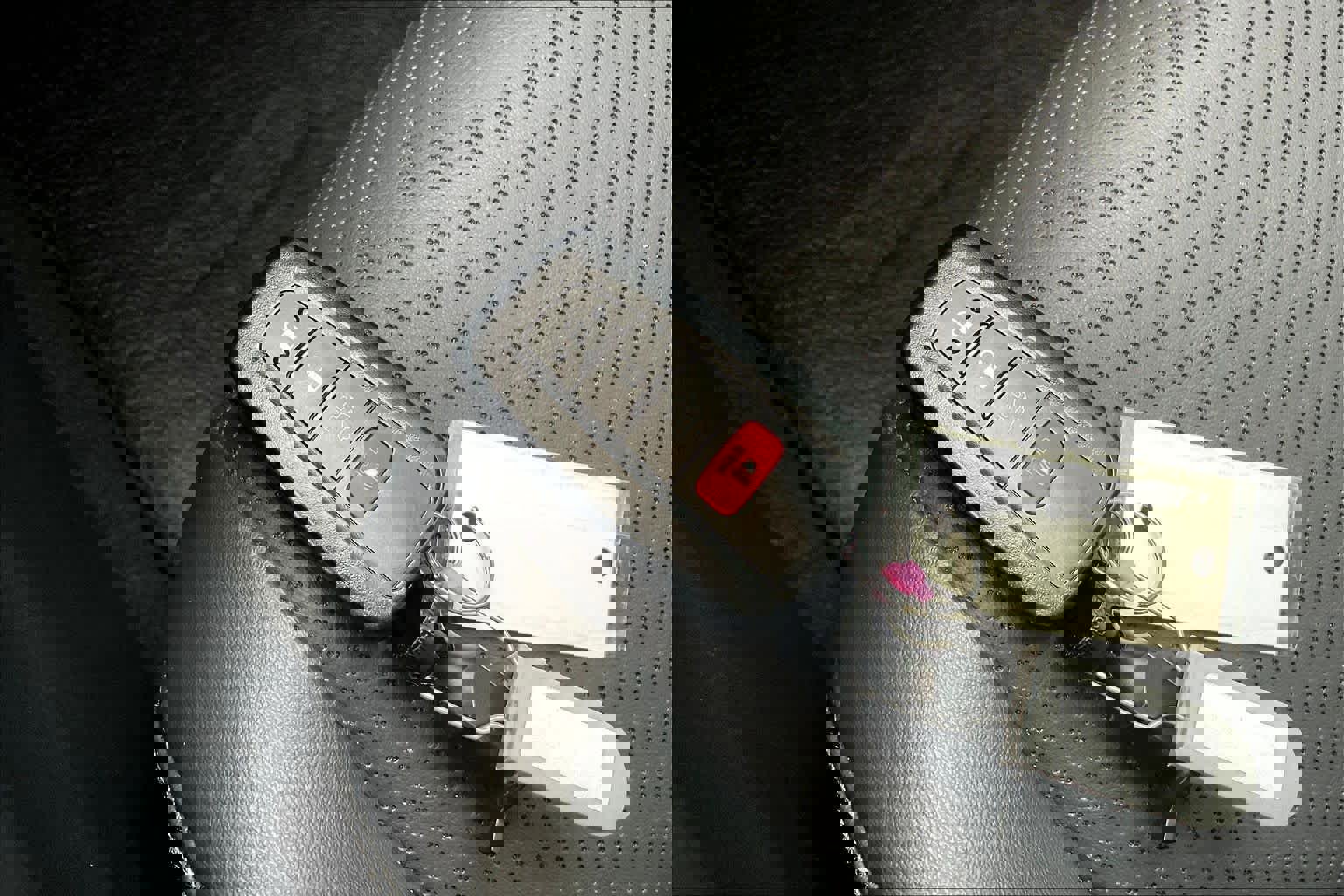 Used 2025 Toyota RAV4 Limited image 15