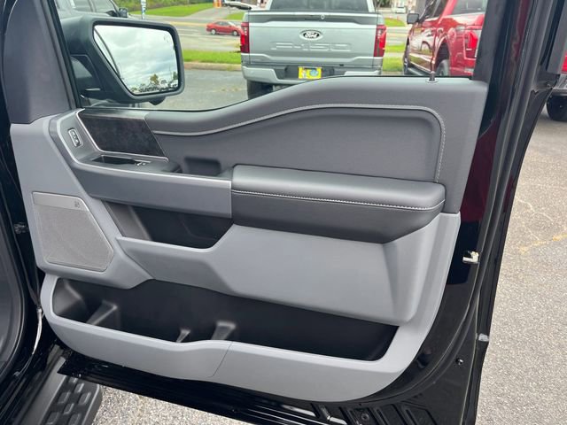 New 2025 Ford F150 Lightning Flash image 28