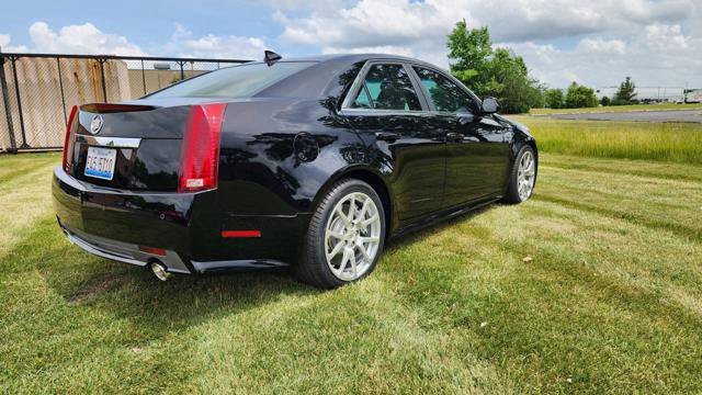 Used 2009 Cadillac CTS V RWD image 4