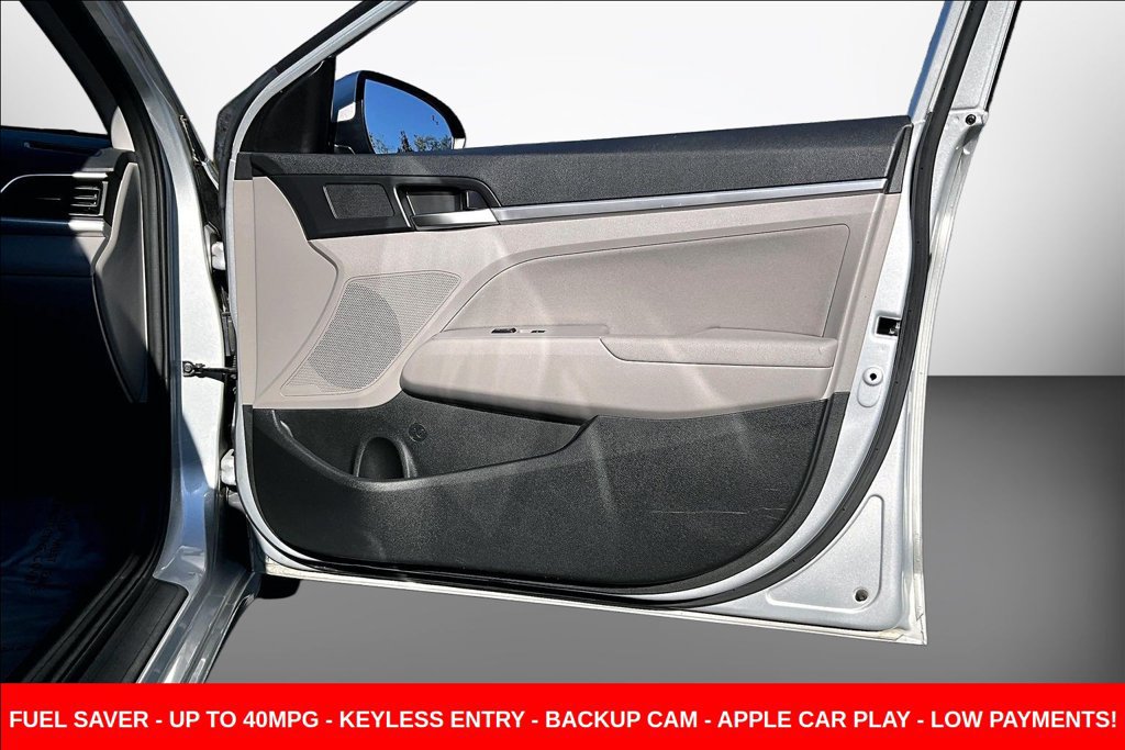 Used 2020 Hyundai Elantra SEL FWD image 30