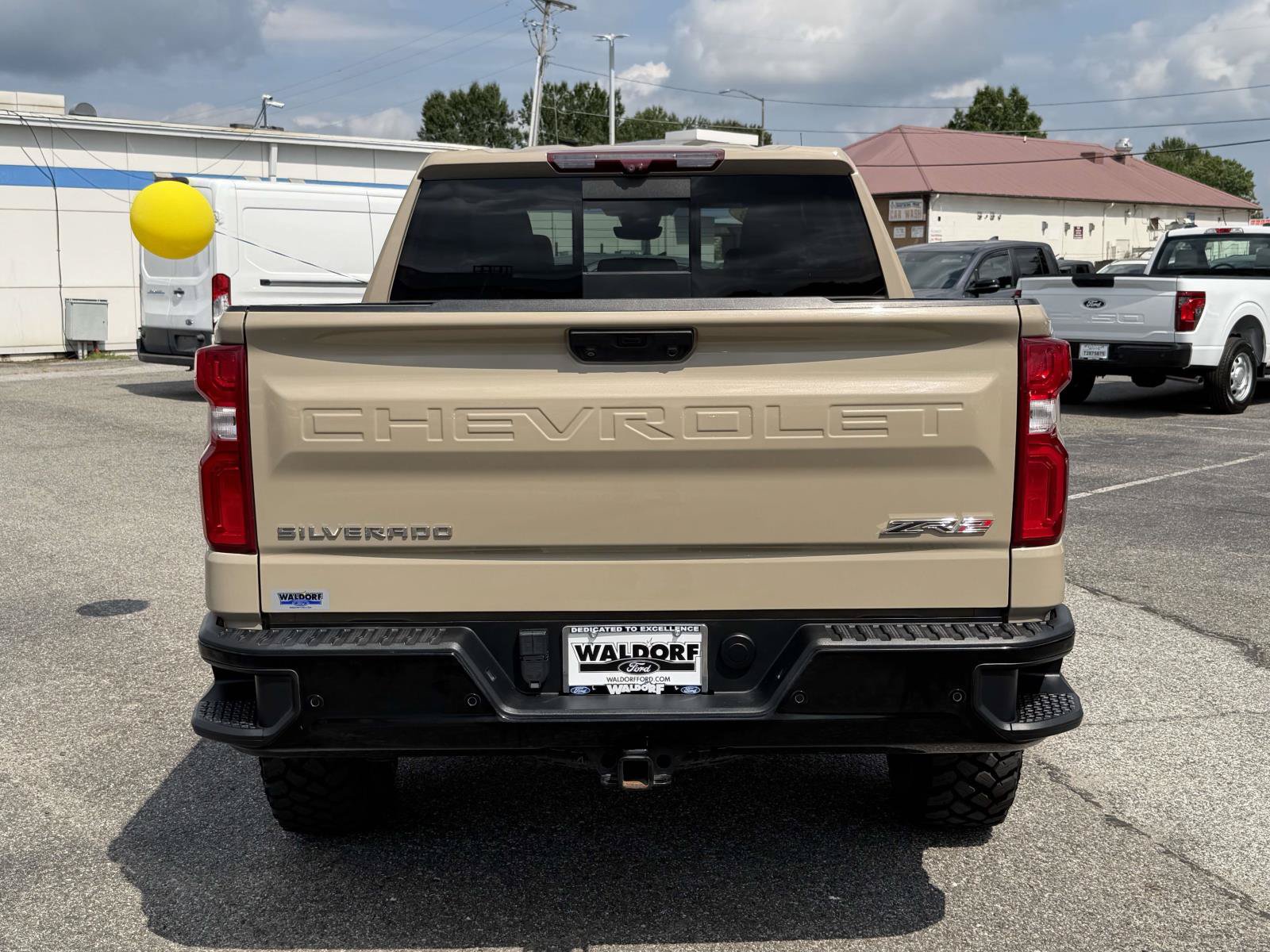 Used 2023 Chevrolet Silverado 1500 ZR2 w/ Technology Package AWD/4WD image 3