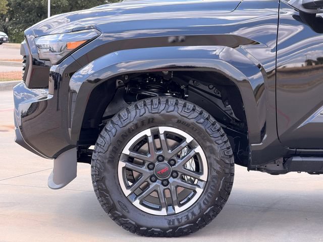 Used 2026 Toyota Tacoma TRD Sport AWD/4WD image 5