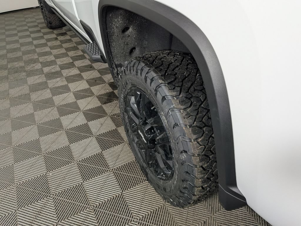 New 2026 Chevrolet Silverado 2500 LTZ w/ LTZ Plus Package AWD/4WD image 13