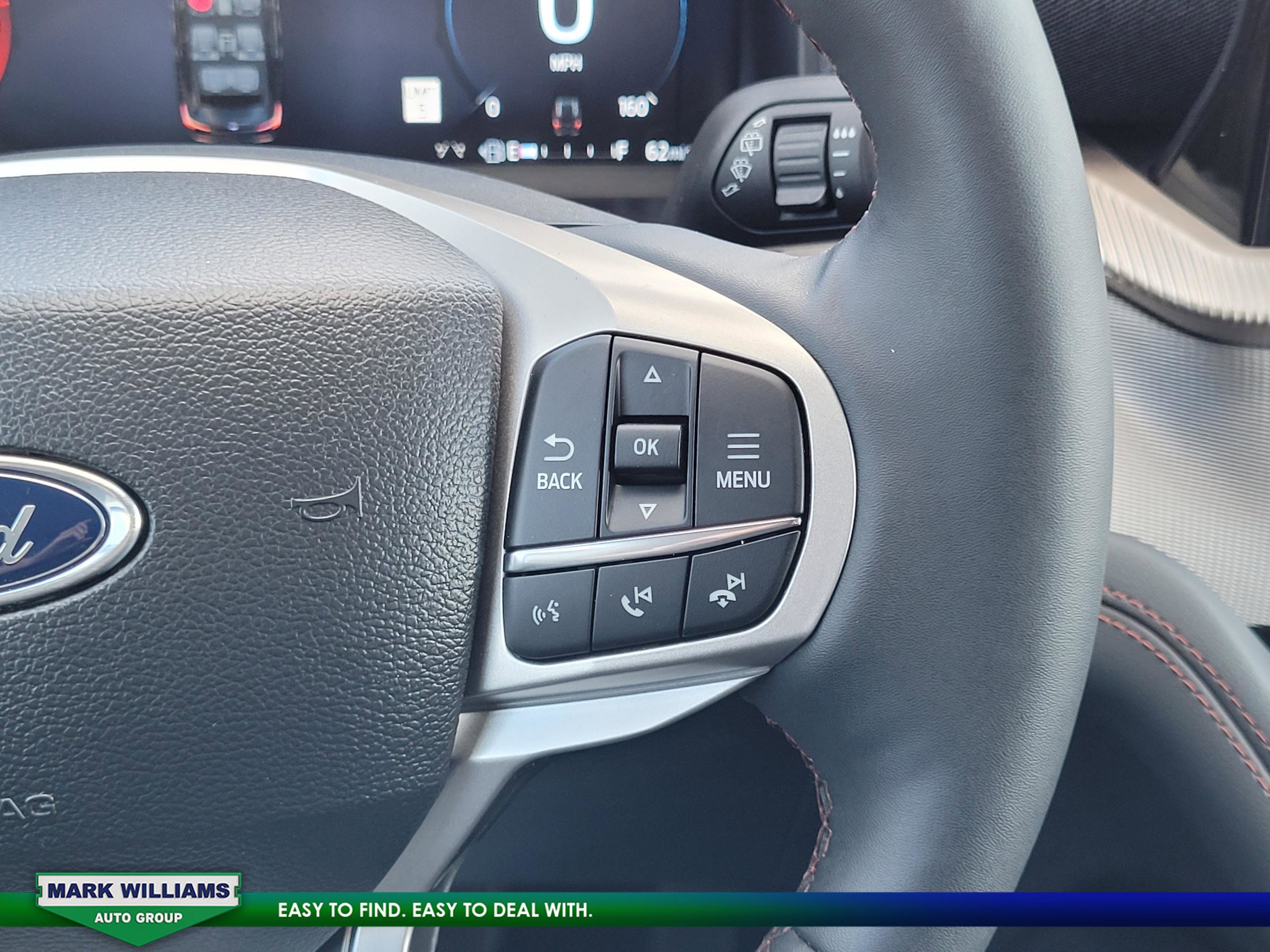 Used 2025 Ford Explorer Active w/ Active Comfort Package image 11