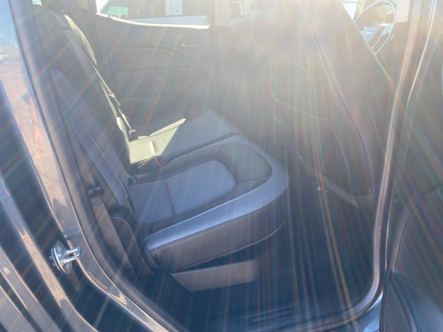 Used 2017 Chevrolet Colorado Z71 AWD/4WD image 11