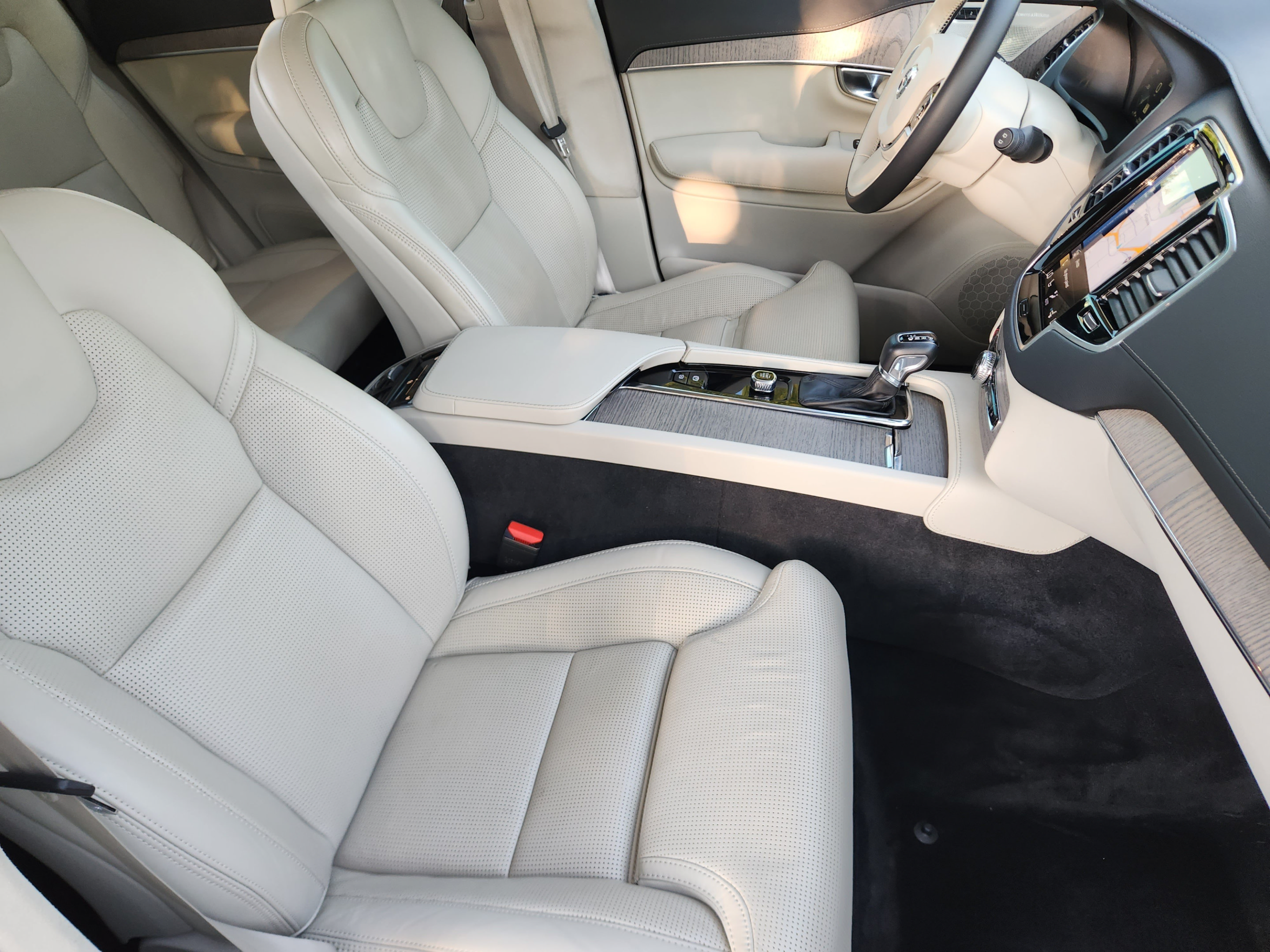 Used 2022 Volvo XC90 T6 Inscription AWD/4WD image 6