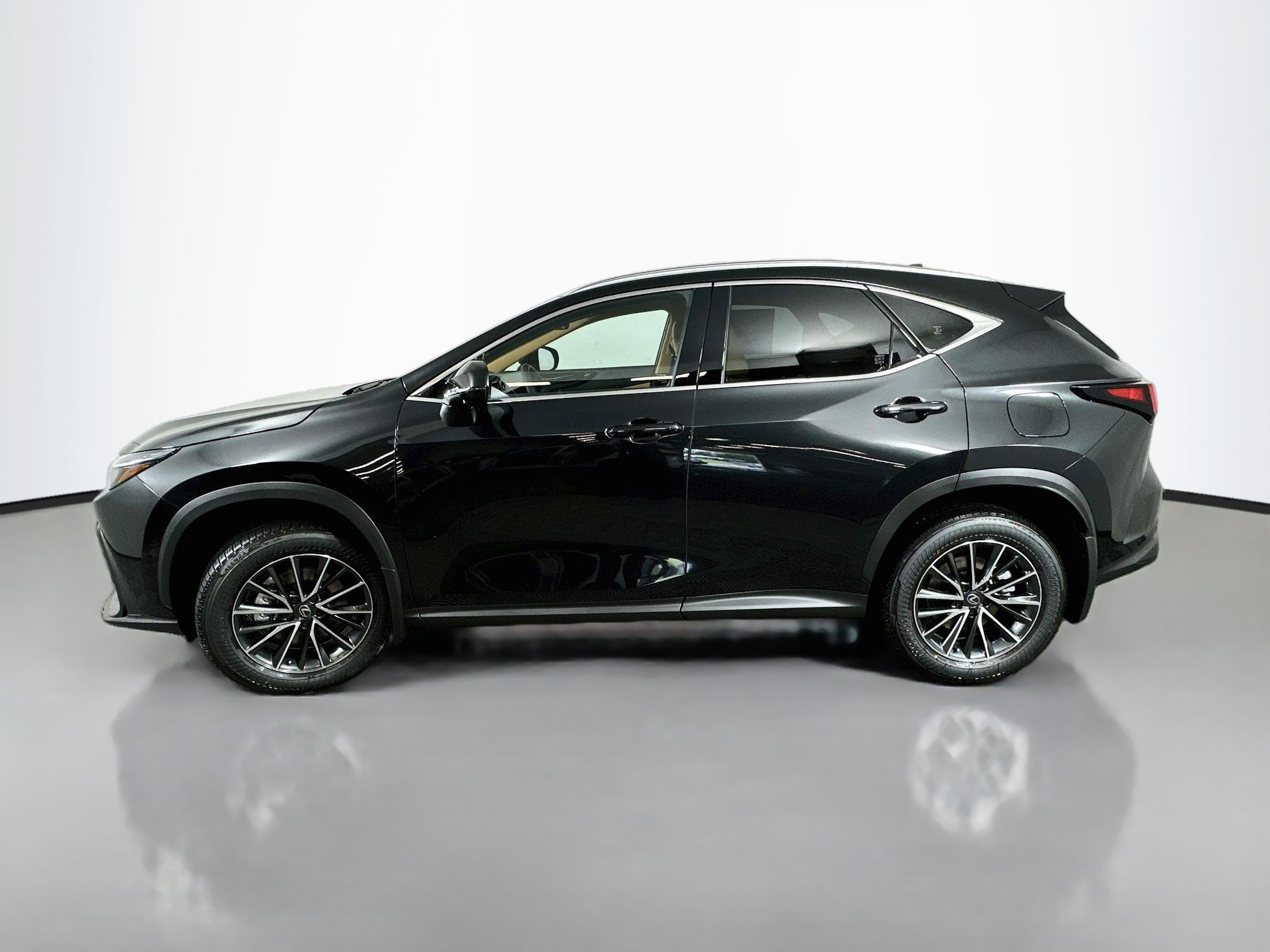 New 2026 Lexus NX 450h+ AWD w/ Accessory Package (2T) image 4