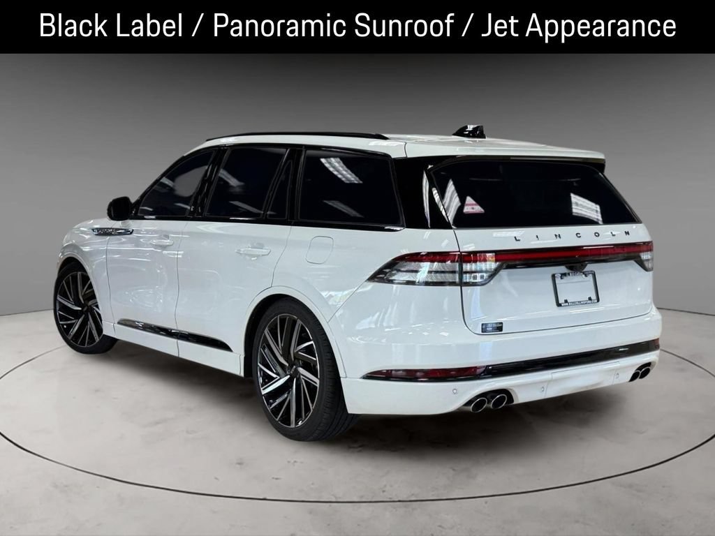 Certified 2025 Lincoln Aviator Black Label w/ Jet Appearance Package AWD/4WD image 6
