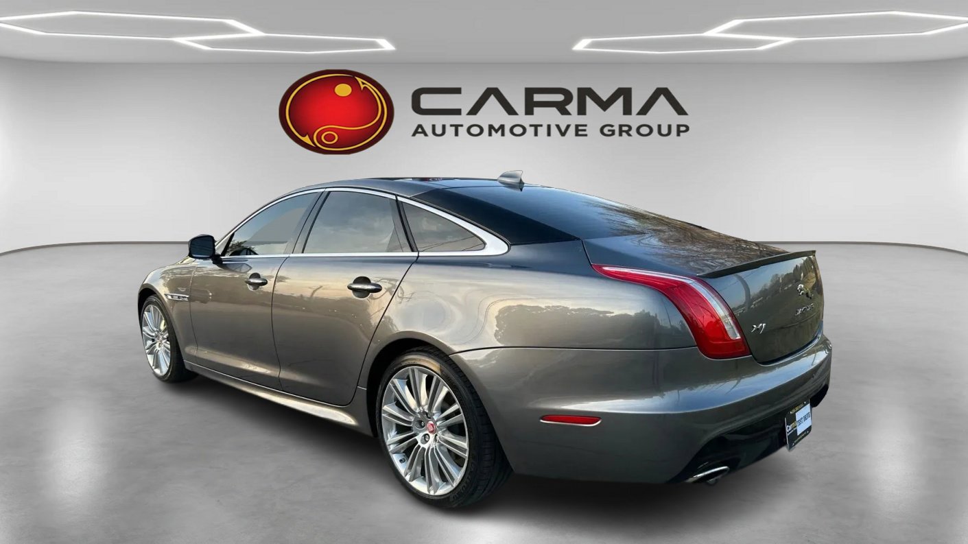Used 2016 Jaguar XJ R-Sport image 3