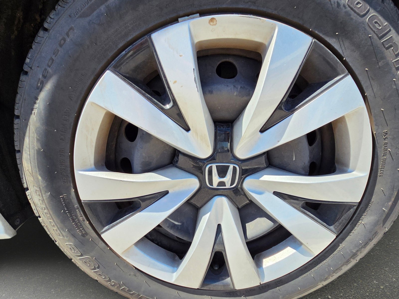 Used 2024 Honda Civic LX image 9