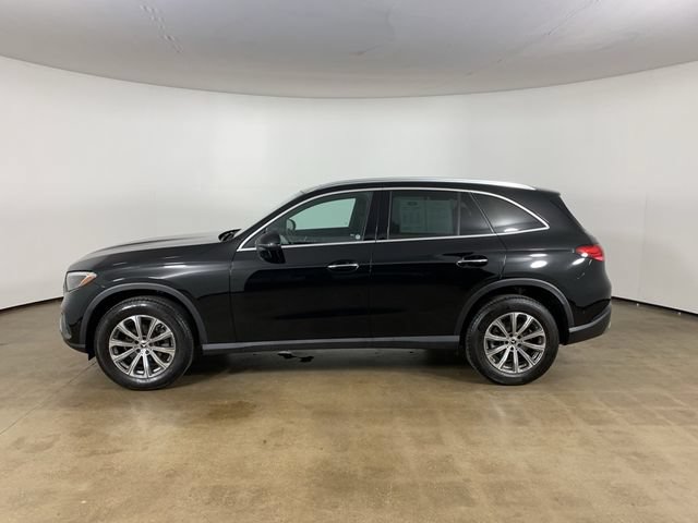 Used 2025 Mercedes-Benz GLC 300 4MATIC image 16