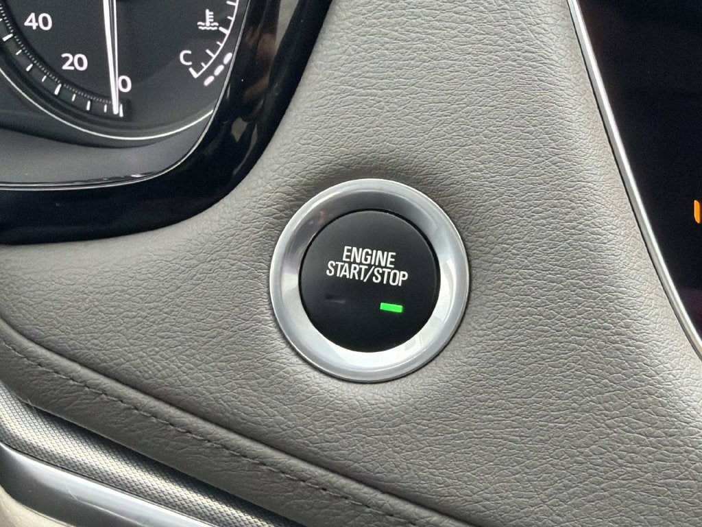 Used 2024 Cadillac XT5 Premium Luxury w/ Technology Package FWD image 23