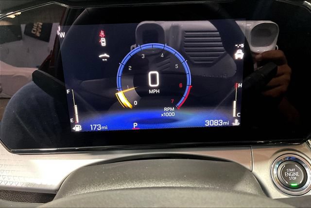 Used 2025 Chevrolet Trax LT w/ Driver Confidence Package FWD image 12