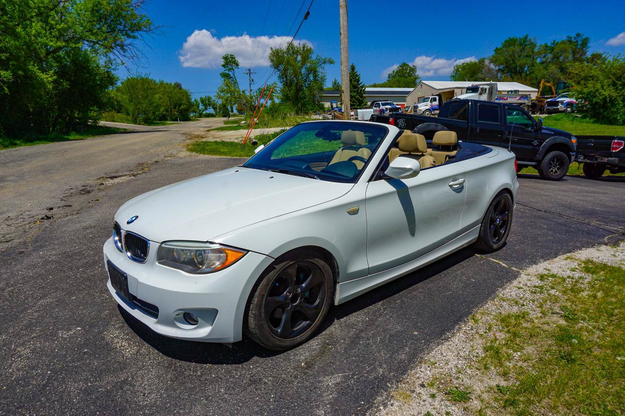 Used 2012 BMW 128i Convertible RWD image 7