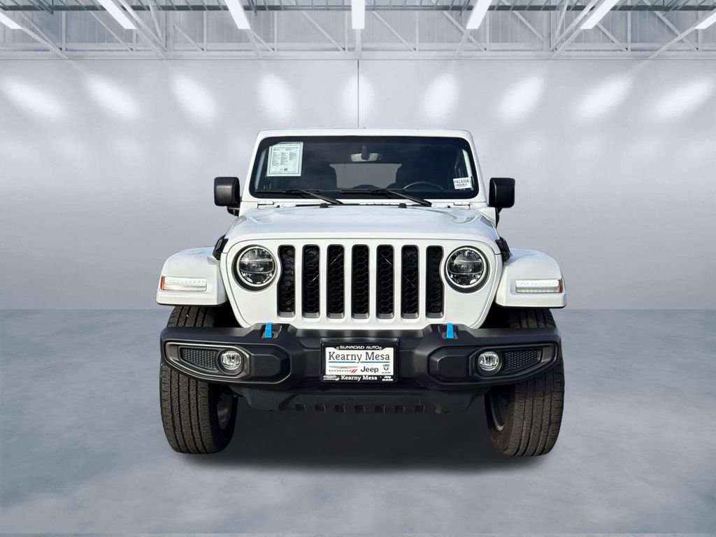 Used 2022 Jeep Wrangler Unlimited Sahara w/ Cold Weather Group image 2