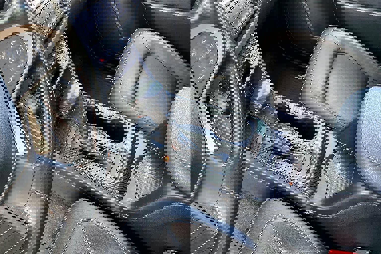 Used 2021 Chevrolet Colorado Z71 w/ Z71 Midnight Edition image 16