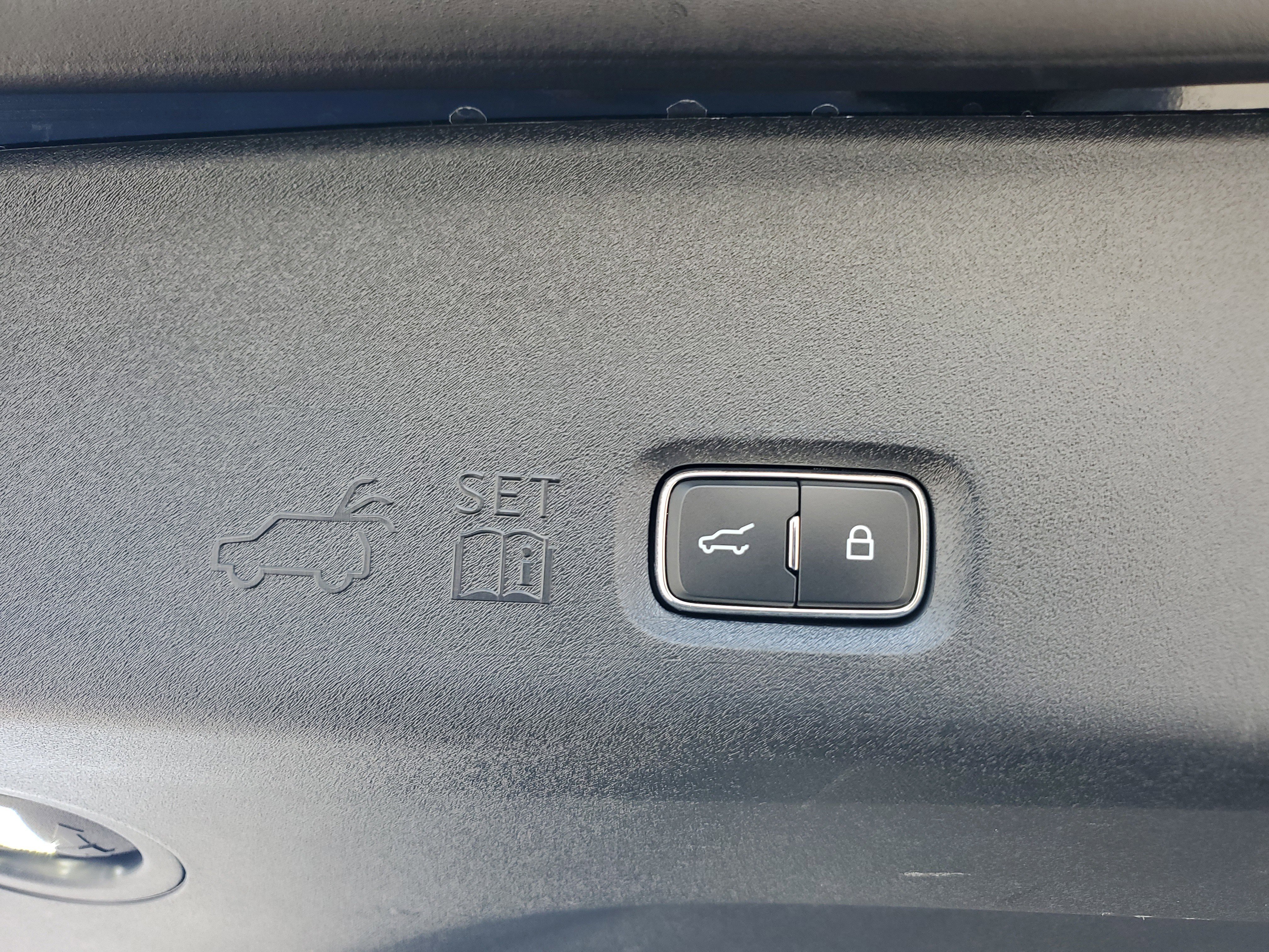 Used 2025 Ford Expedition Active image 18