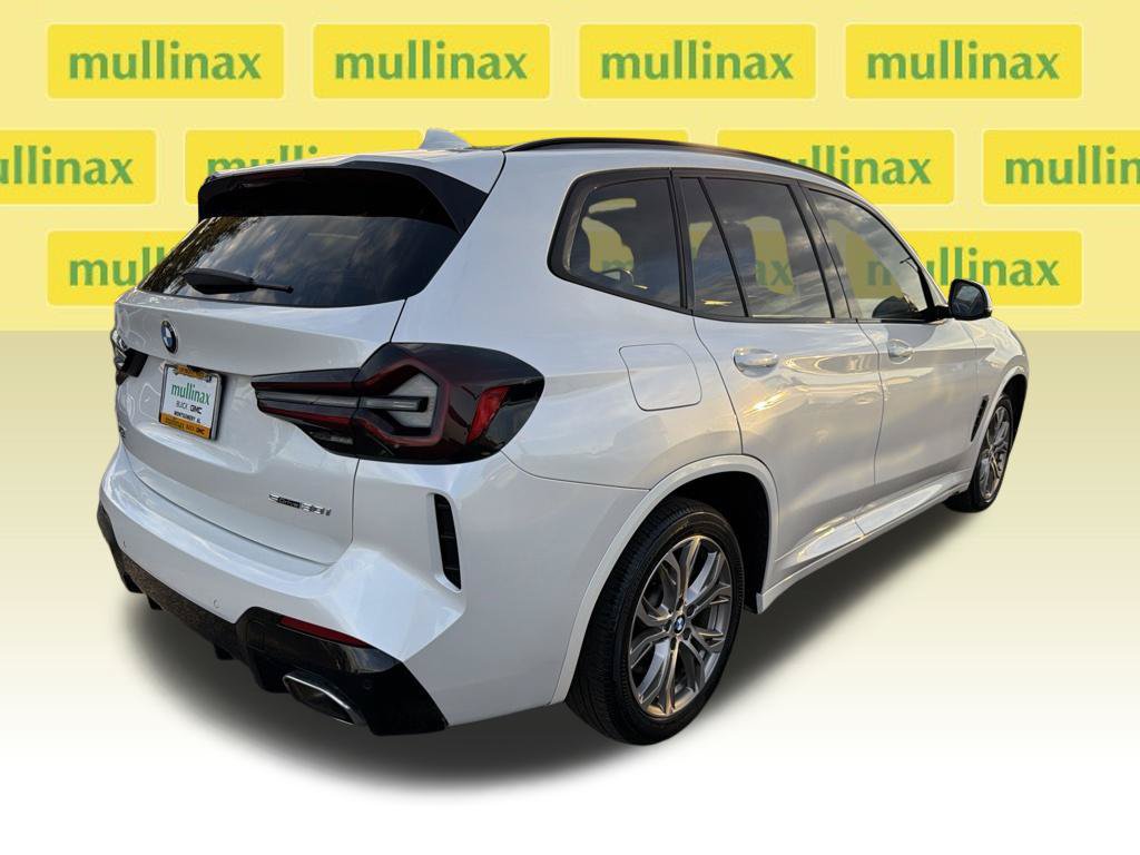 Used 2022 BMW X3 sDrive30i w/ M Sport Package 2 RWD image 9