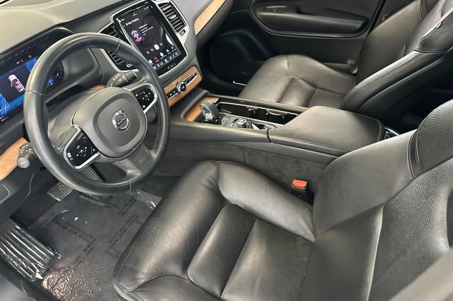 Used 2023 Volvo XC90 B5 Plus AWD/4WD image 12