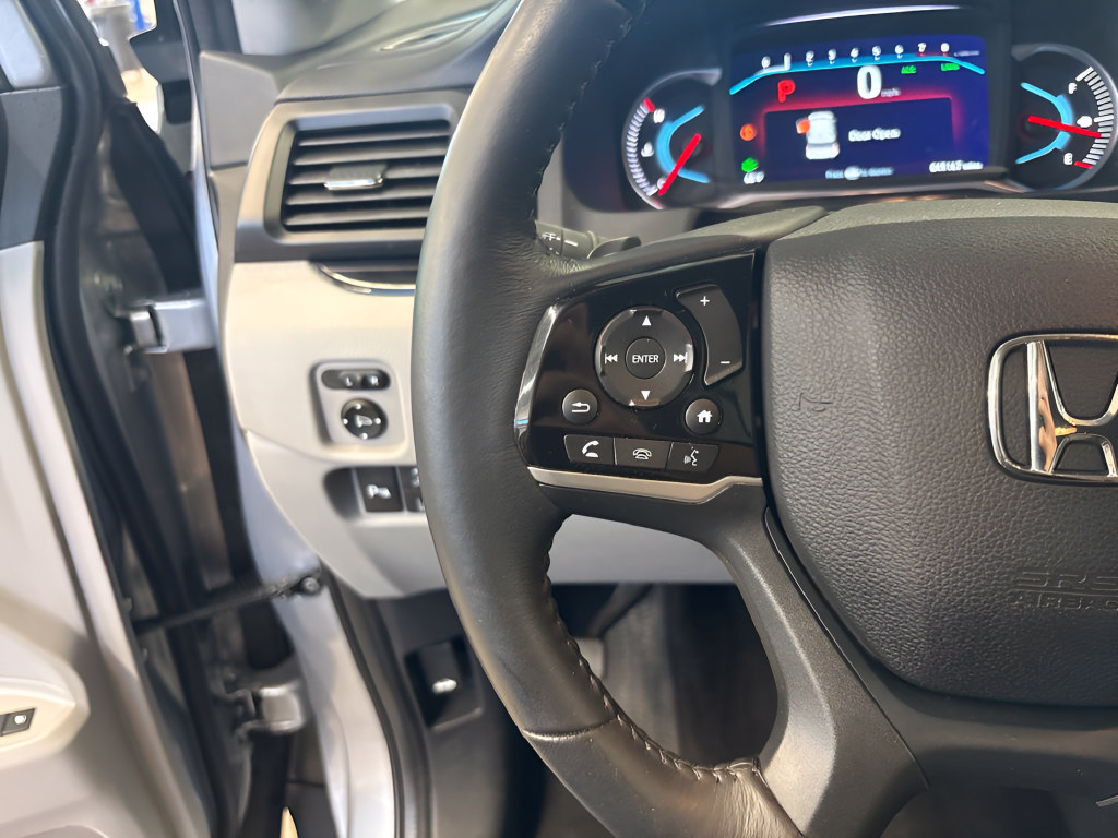 Used 2020 Honda Pilot Touring image 25