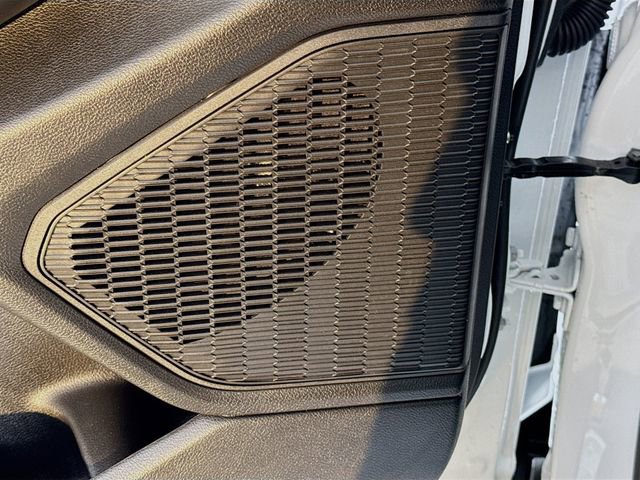 Used 2024 Jeep Grand Cherokee Limited w/ Black Appearance Package image 23