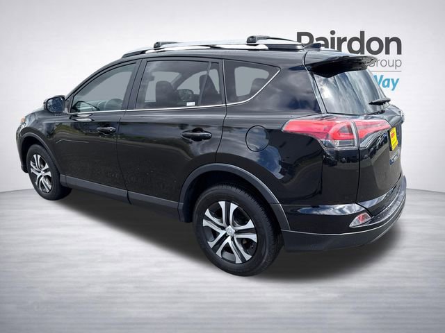 Used 2018 Toyota RAV4 LE w/ All Weather Liner Package image 5
