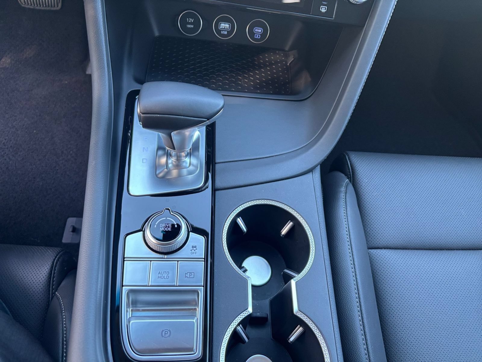Used 2026 Genesis G70 2.5T RWD image 42