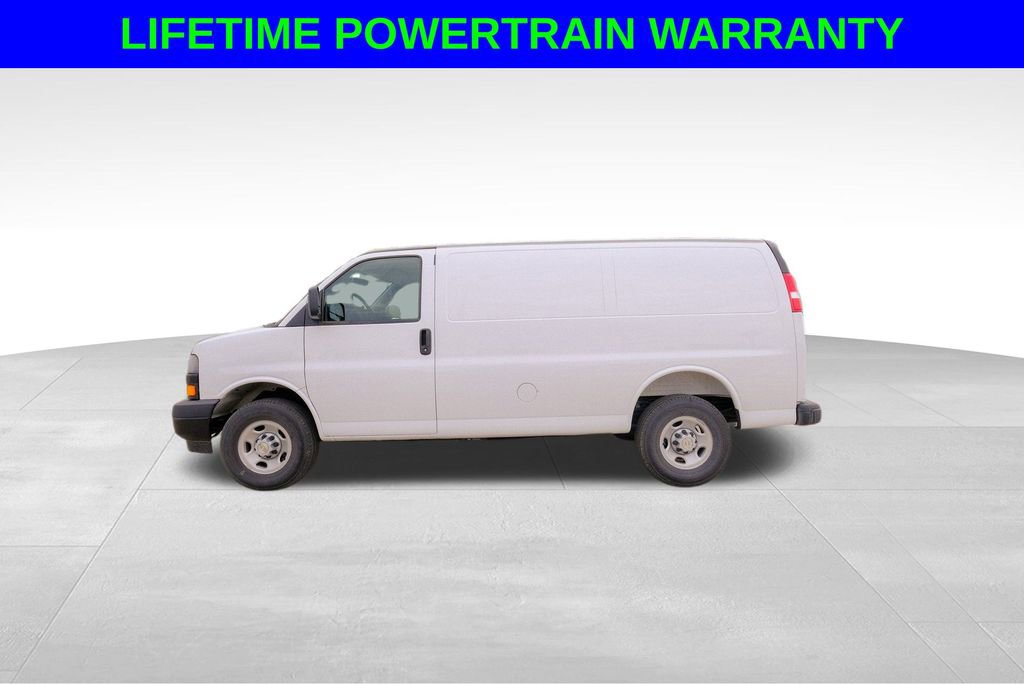 Used 2025 Chevrolet Express 2500 w/ Driver Convenience Package image 2