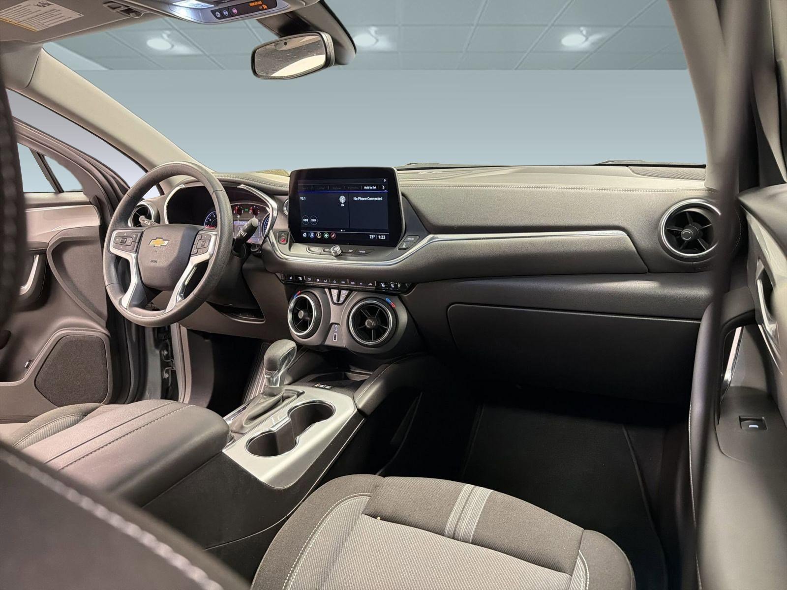 Certified 2024 Chevrolet Blazer LT w/ Convenience Package FWD image 29