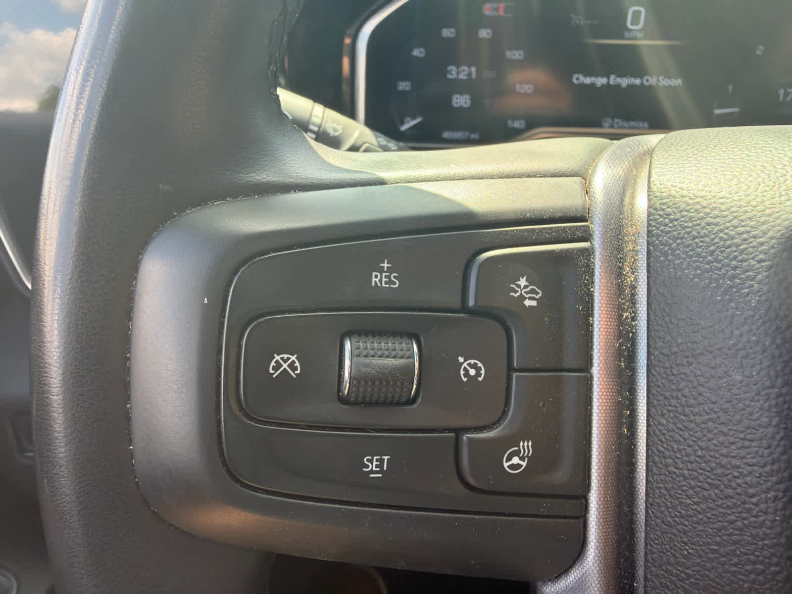 Used 2025 GMC Sierra 1500 SLT RWD image 21