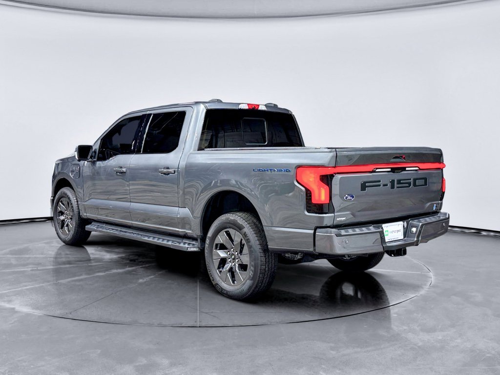 Used 2023 Ford F150 Lightning Lariat image 2