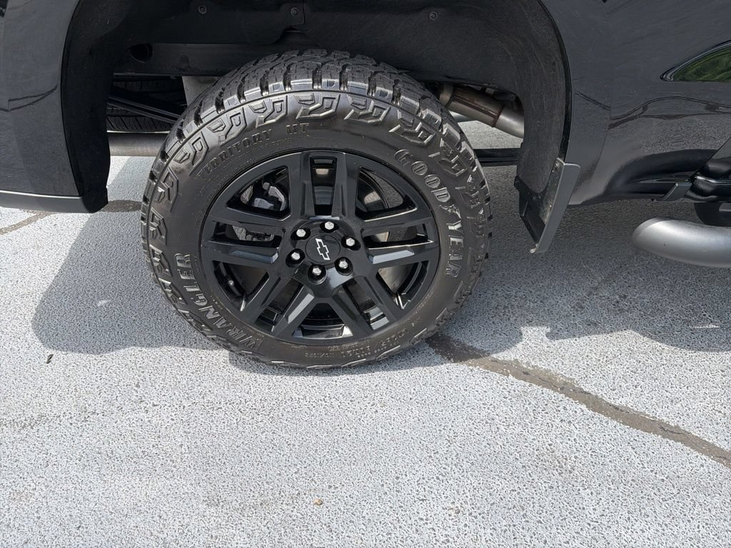Used 2024 Chevrolet Silverado 1500 LT Trail Boss w/ LT Trail Boss Premium Package AWD/4WD image 28