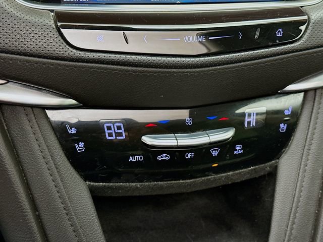 Used 2019 Cadillac XT5 Premium Luxury image 18