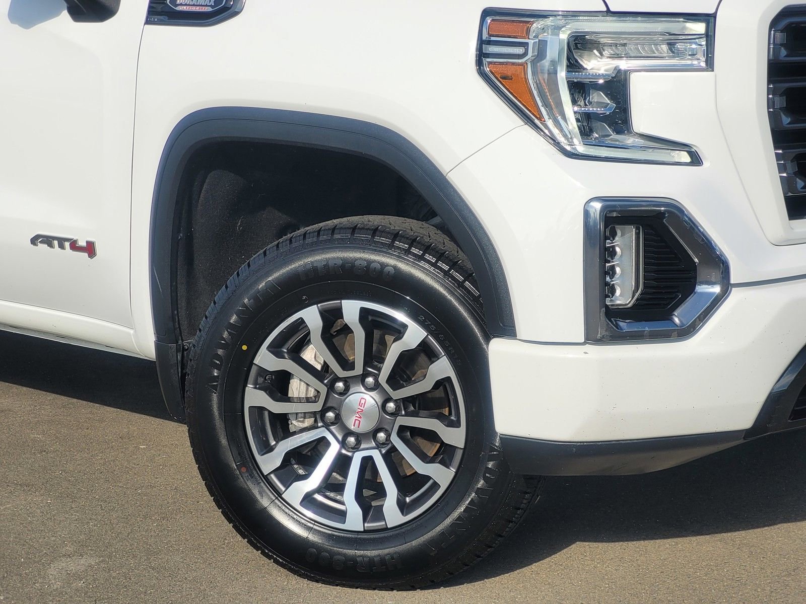 Used 2021 GMC Sierra 1500 AT4 w/ AT4 Preferred Package image 9