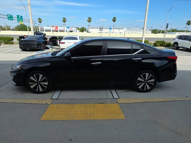 Used 2022 Nissan Altima 2.5 SV image 7