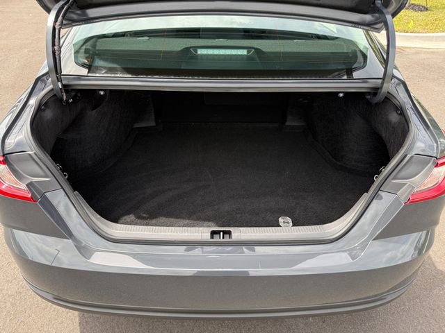 Used 2026 Toyota Camry LE image 5