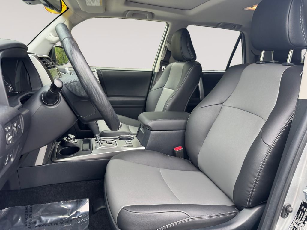 Used 2024 Toyota 4Runner SR5 Premium w/ Moonroof Package AWD/4WD image 9