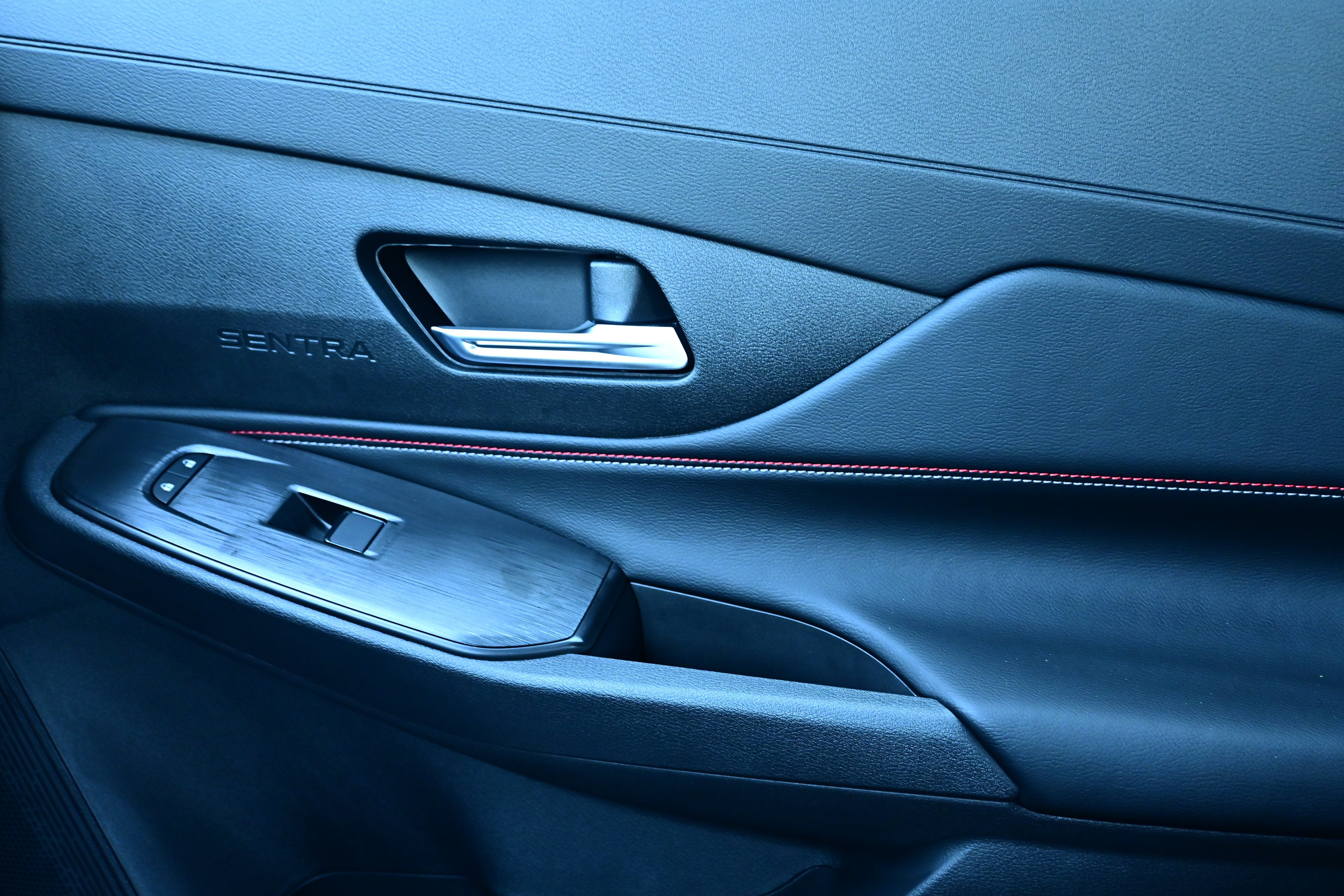 New 2026 Nissan Sentra SR FWD image 24