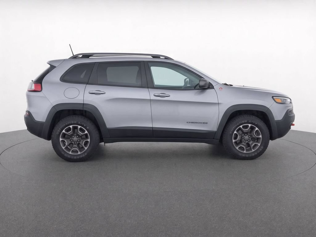 Used 2020 Jeep Cherokee Trailhawk AWD/4WD image 4