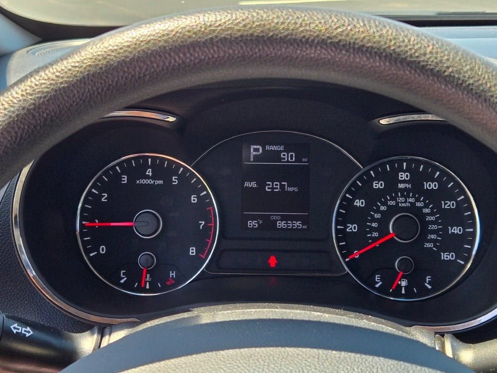 Used 2017 Kia Forte LX FWD image 25