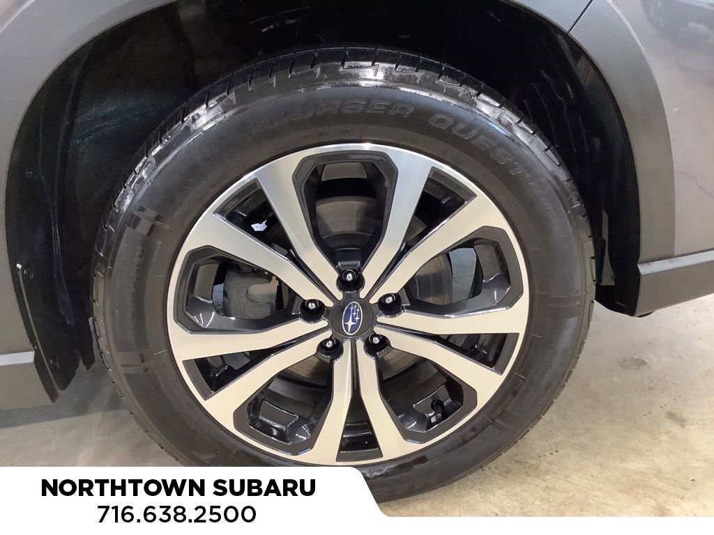Used 2022 Subaru Forester Limited AWD/4WD image 17