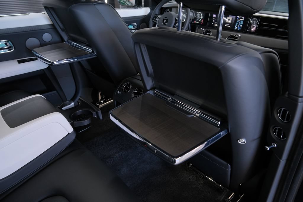 Used 2027 Rolls-Royce Ghost AWD/4WD image 39