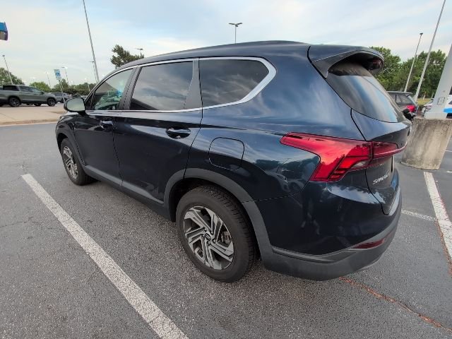 Used 2021 Hyundai Santa Fe SE FWD image 2