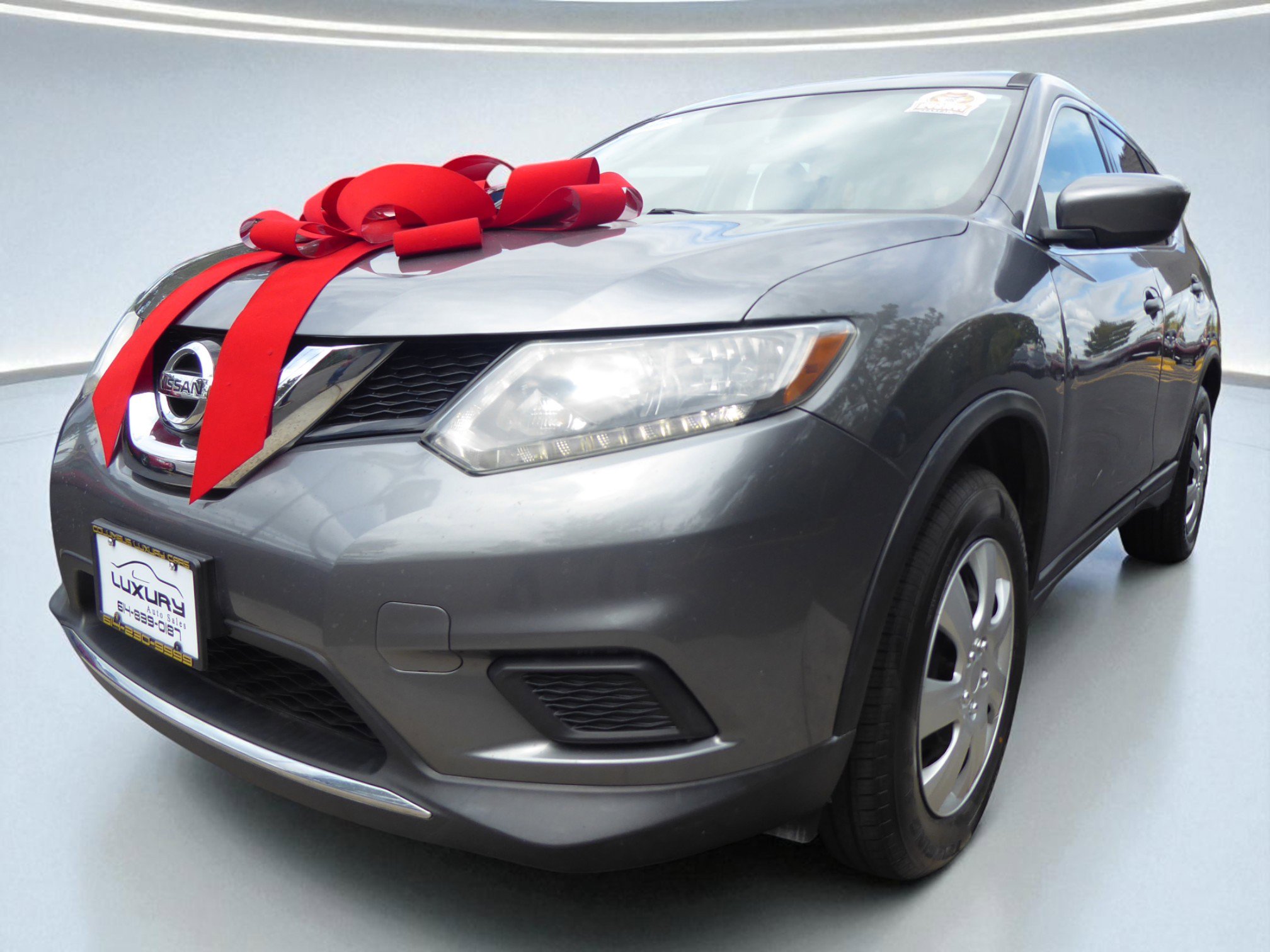 Used 2016 Nissan Rogue S image 5