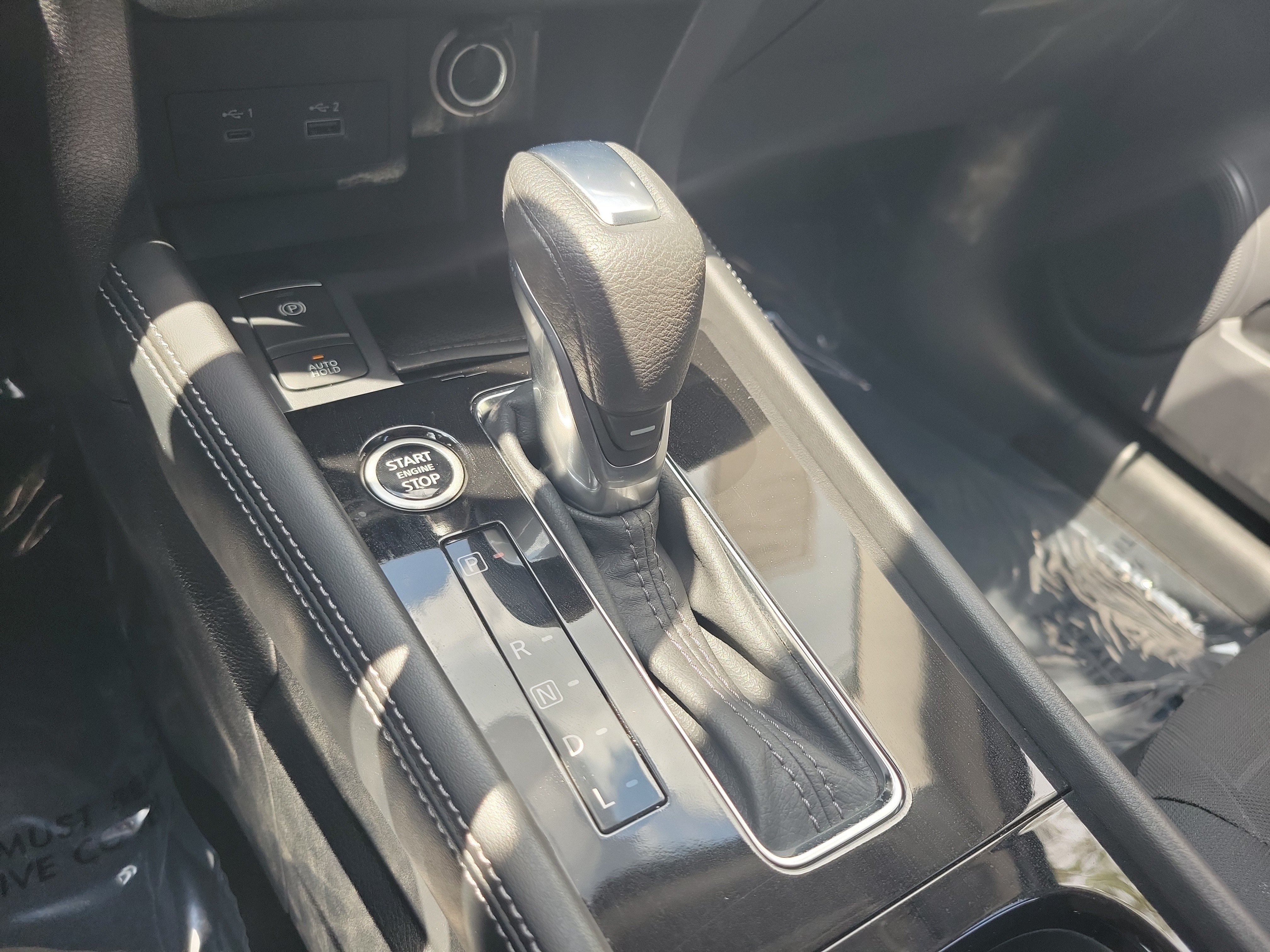 Certified 2024 Nissan Kicks SV FWD image 29