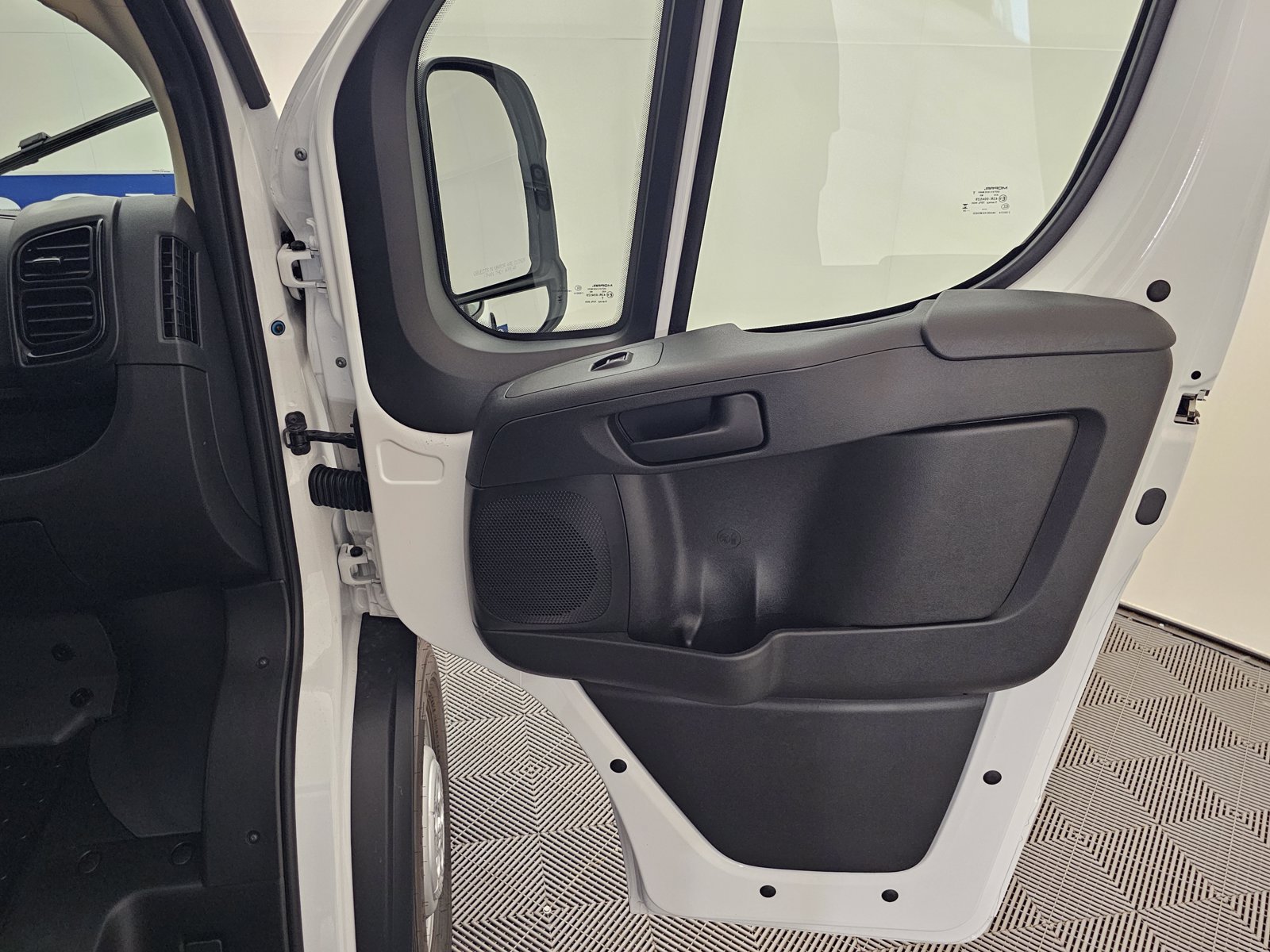 New 2026 RAM ProMaster 3500 FWD image 29