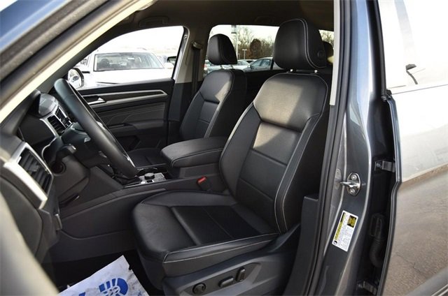 Used 2023 Volkswagen Atlas SE image 19