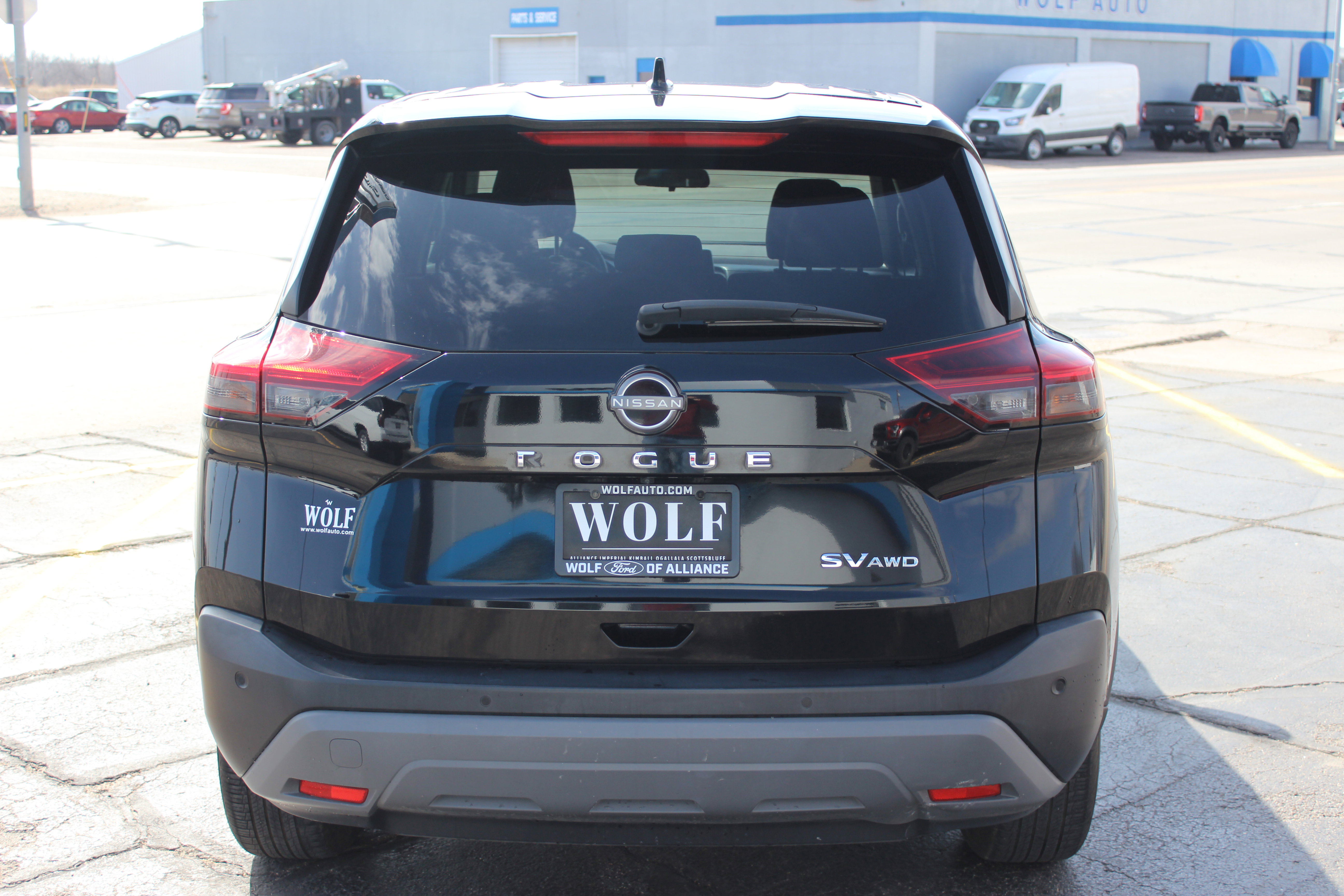 Used 2023 Nissan Rogue SV image 4