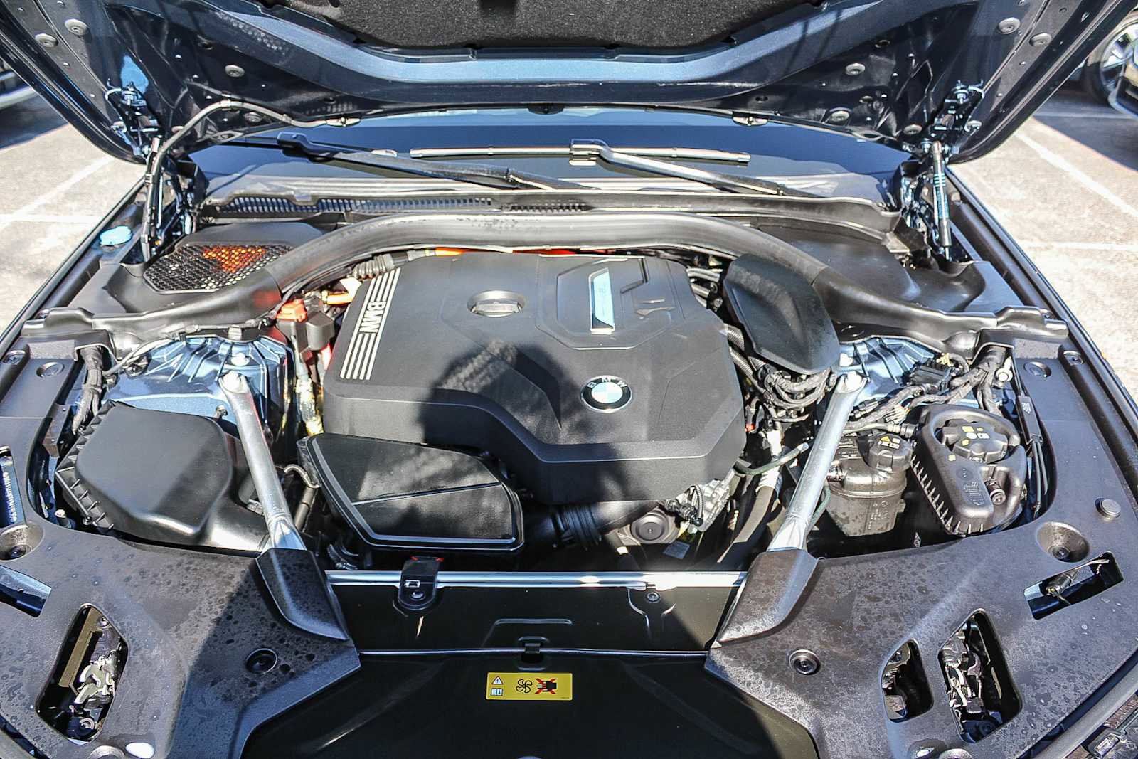 Certified 2023 BMW 530e w/ M Sport Package image 26